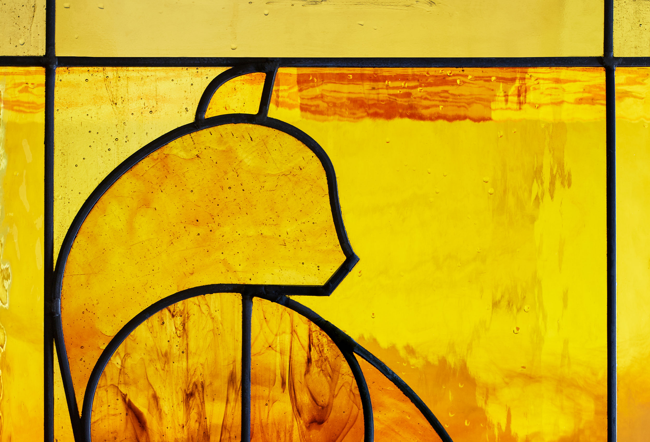 Drawing Room glass cat with smoke crop two